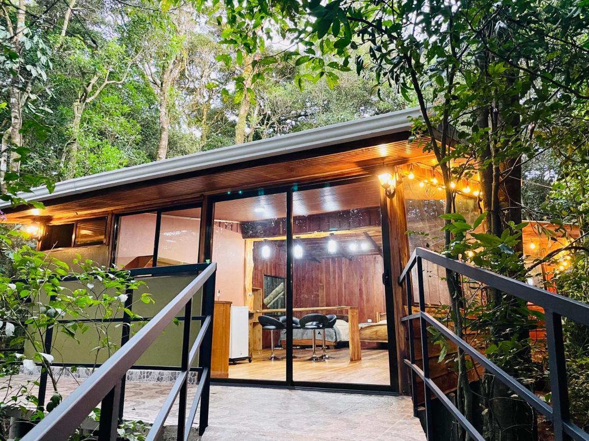 Cabanas La Montana Monteverde 외부 사진